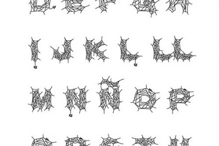 Coloriage-LETTRES-HALLOWEEN-ALPHABET-ARAIGNEE-a-colorier.jpg
